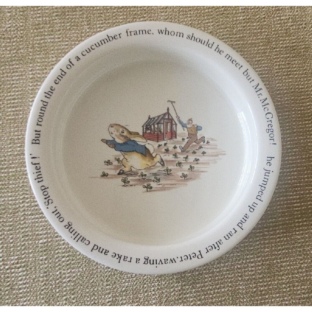 Vintage Wedgwood Beatrix Potter Peter Rabbit Porridge Bowl 6.5"  England